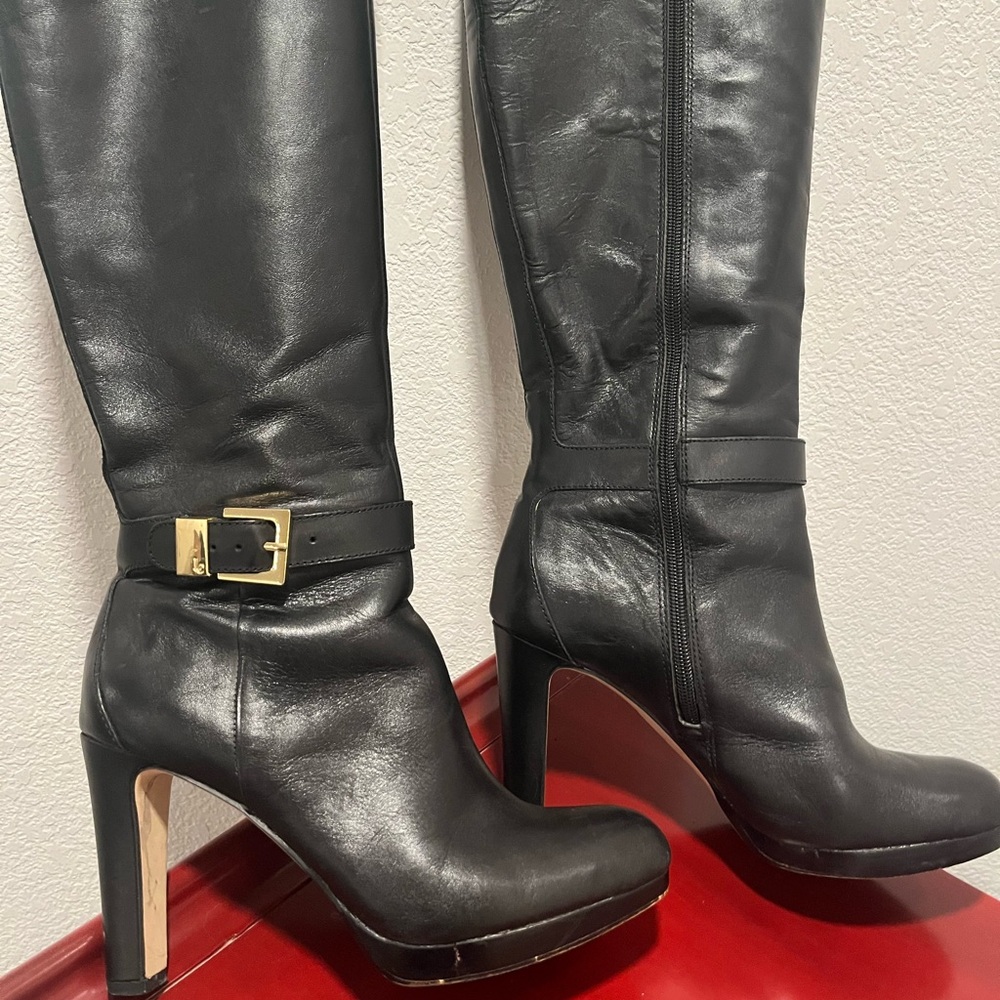 Elegant Black Leather Knee-High Boots Louis Et Cie Tamarix last chance!